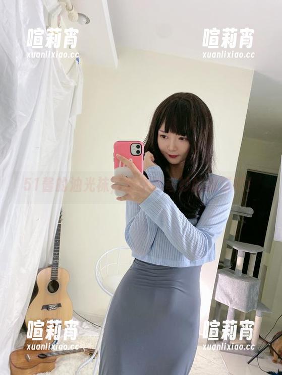 51酱 51酱的油光袜,分享这奇妙的触感吧!