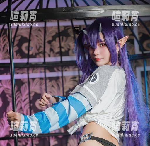 Azami Azami的舞娘玉藻前套图,让我不由自主地停下脚步……