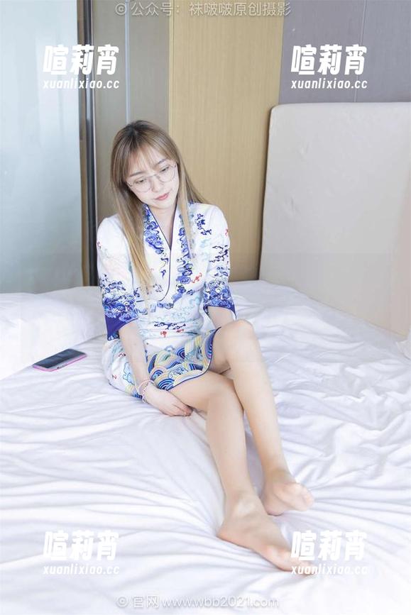 BoBoSocks袜啵啵-小甜豆 BoBoSocks袜啵啵 - 小甜豆的短黑丝图包,简直是为“脚尖控”量身定制的极品!