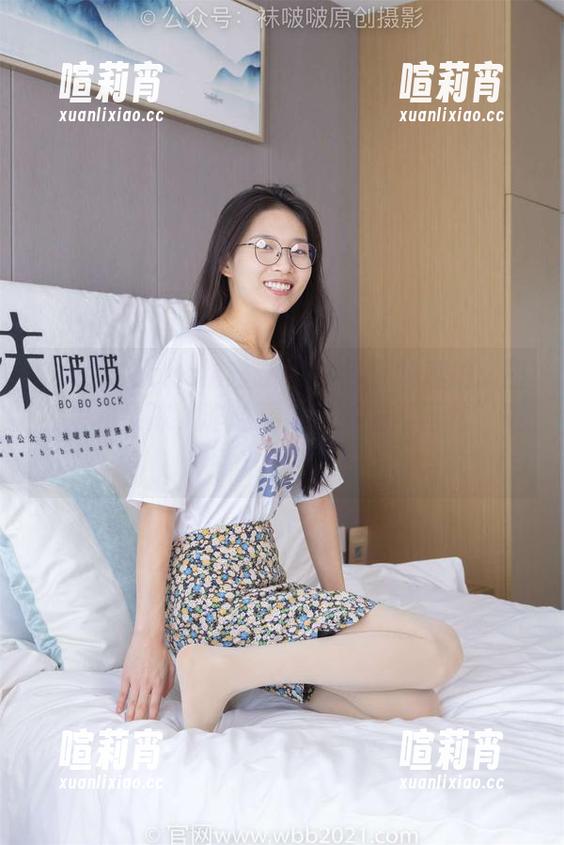 BoBoSocks袜啵啵 - 小甜豆的私拍：面包片和果冻，咋越看越像“童年回忆”呢？