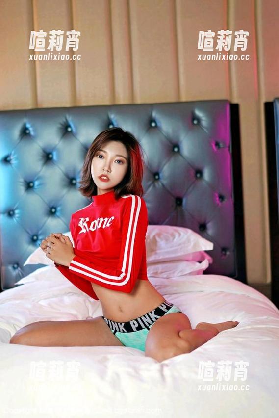 Feilin嗲囡囡-Misty萌晰 Feilin嗲囡囡 - Misty萌晰的泳装,定制你想要的每一帧图片,水里捞月的梦想成真!