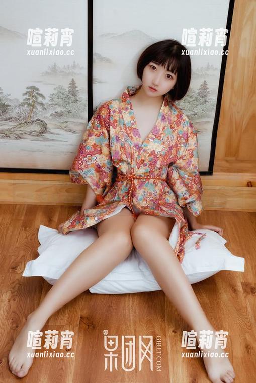 GIRLT果团网-周于希 GIRLT果团网 - 原图:周于希黑色版,难道她是个黑暗骑士?图册里面藏着啥?