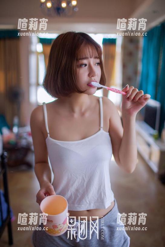 GIRLT果团网-王语纯 GIRLT果团网 - 下载王语纯的吊带写真集,你会想要带走的不只是照片,哈哈,这太真实了!