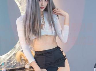 分享Luisa_零纱的最新摄影玛修，是的，那一抹色彩正好擒获了我的目光。