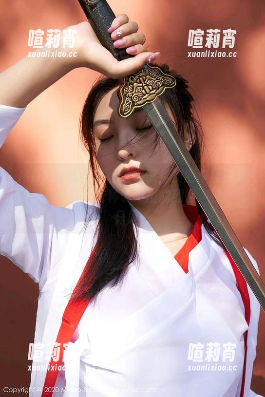 MiiTao蜜桃社-李颖诗 MiiTao蜜桃社 - 迷离又俏皮的李颖诗丝袜美图合集,有种说不出的期待,也许就只是…