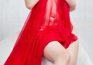 TouTiao头条女神 – 原图里的唐嫣儿，油亮得让人想摸一摸…？