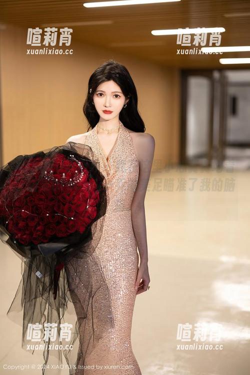 XIAOYU语画界-Dreamy小乔 XIAOYU语画界 - 我在这里小心翼翼地看,结果Dreamy小乔的美足瞄准了我的脑袋。