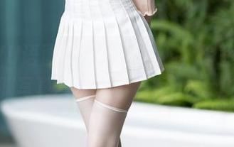 XIAOYU语画界 – 无圣光下，徐莉芝的校服写真其实是个隐藏boss！