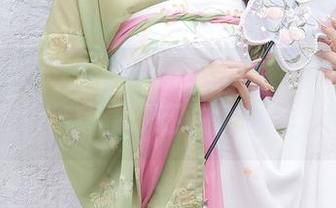 Xiuren秀人网 – Nic妮可可的高清女王变身，谁还敢争宠？
