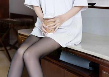 Xiuren秀人网 – 听说“初梦瑶”的作品又来了，心中默念：期待别让人失望，剧情一定要给力点啊。