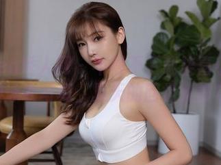 Xiuren秀人网 – 不得不下载柒喜小baby的泳衣写真，夏天的回忆就靠它了