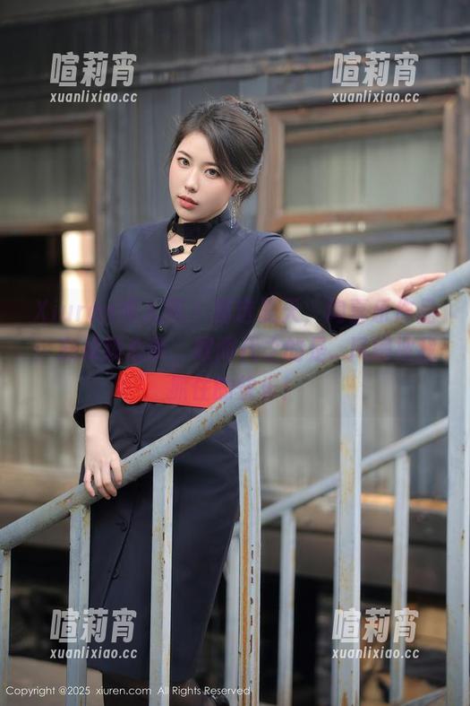 Xiuren秀人网 - 精选夏天，陶喜乐作品：忘掉烦心事，取而代之的是...风扇被我抓住的快乐！