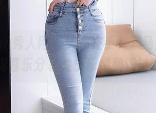 Xiuren秀人网 – 美图在手，双马尾齐飞，陶喜乐分享的快乐你别错过哟！
