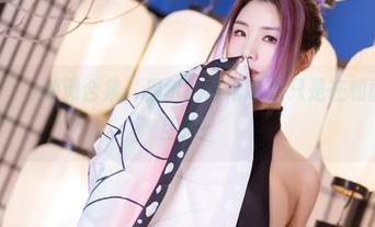 Yebin(전예빈)沙滩合集，偶尔的冲浪其实只是在和面包屑互惠互利！