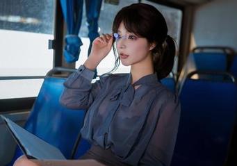不花钱也能当美人，来看看yuuhui玉汇的免费旗袍图片！