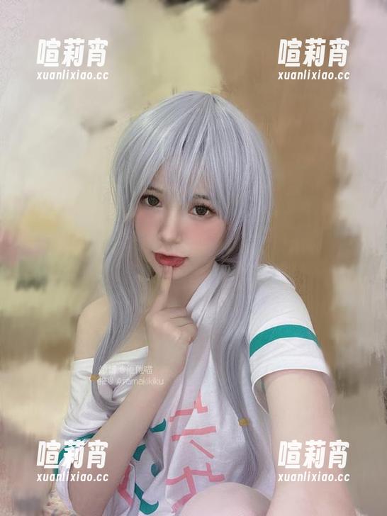 倦倦喵 倦倦喵的透视:露背裙,精选的模糊界限!