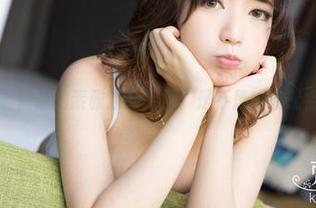 克拉女神 – 嘉萌的素雅凉高图包：是不是应该配点好吃的？