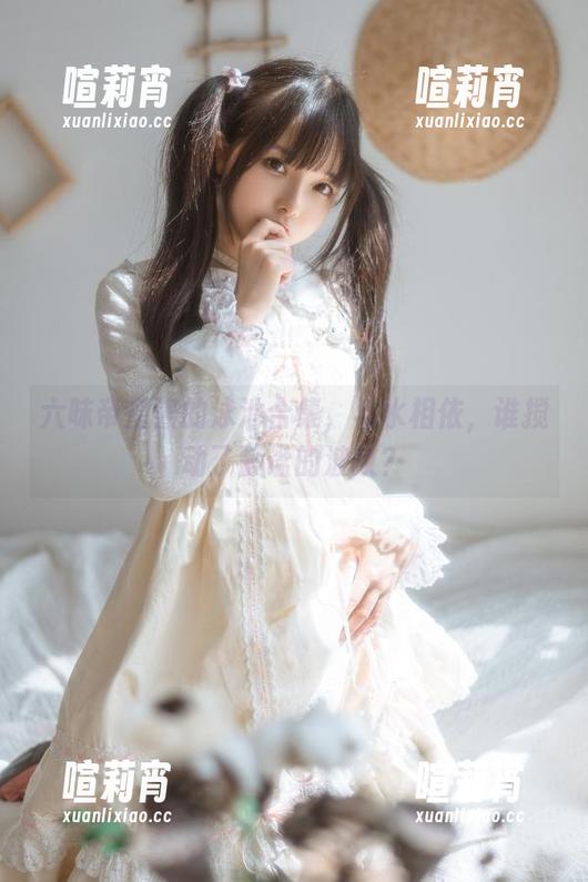 六味帝皇酱 六味帝皇酱的泳池合集,与水相依,谁搅动了静谧的波纹?