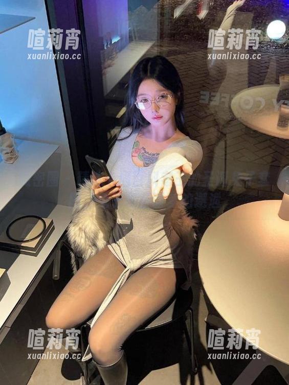 卡通百科老王 微密圈 - 精选卡通百科老王的圣诞兔子套图,兔子和圣诞梦的邂逅