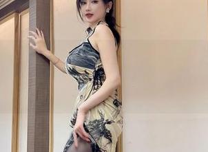 微密圈 – 与周妍希一同内购：黑裙红丝的美图图集里，每张都在抢镜！