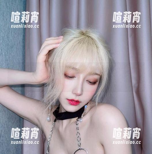 啾小妍Deer 啾小妍Deer说:“长腿+最新cos=我才是真正的翘”!