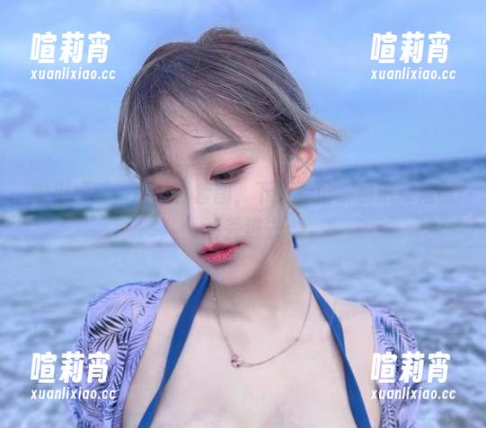 啾小妍 啾小妍带来的夏日套图,下载后记得别把草裙舞装丢进去