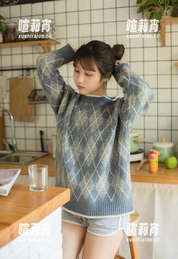 喵糖映画 免费图册狂欢:眼镜娘女仆,喵糖映画的另一个黑暗面?