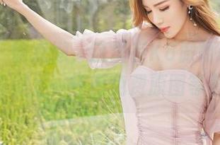 嗲囡囡 – 偷点懒，这里有K8傲娇萌萌Vivian的美足，还有免费原图等着你！