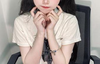 大肉丸Amiee的睡衣壁纸合集——到底多少款才算过分呢？