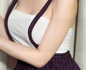 尤果网 – 满满的情感，小喜这组女友写真，偶尔让我分心了呀！