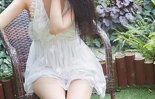尤蜜荟 – 说实话，李多多的倩影翩翩，原图宛如梦中情人，总是不经意间入侵我的脑海。