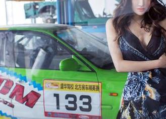 推女郎 – Rita秀自拍，免费送你看，比如说我也是在兼职摄影师！