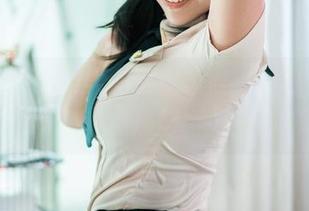 推女郎 – 艾栗栗的镂空写照，图包里藏着点滴情愫