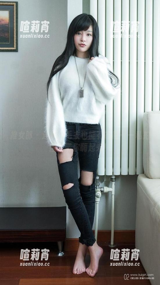 推女郎 - 连欣：毛衣也能有态度——私拍图集带你嗨起来！