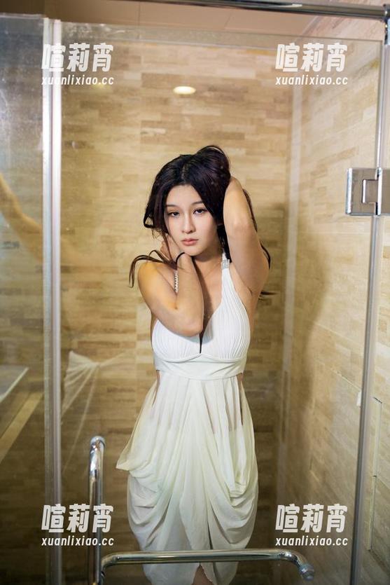 推女郎-黄可 推女郎 - 黄可白衬衫:私拍原图,还原她的不羁气质。