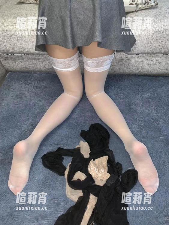 提袜少女 微密圈 - 提袜少女的职业装作品,免费分享!要是我工作时也这么穿就好了…