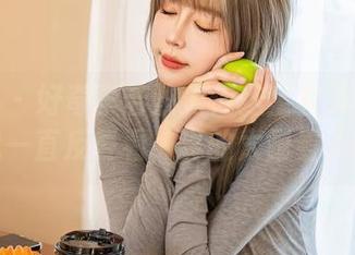 星颜社 – 好奇李若汐为何这全套美脚图包让我一直反复看，真的太耐看了吧！