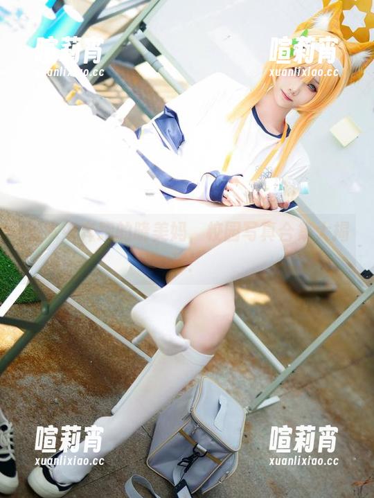 书本中奔跑的晓美妈，校园写真合集大揭秘！