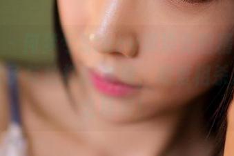果团网 – 何梦兮Stacy海边美图精选，旋转的裙子与拍打的海浪，相爱相杀总是那么精彩！