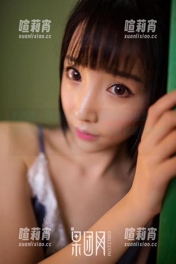 果团网-何梦兮Stacy 果团网 - 何梦兮Stacy海边美图精选,旋转的裙子与拍打的海浪,相爱相杀总是那么精彩!