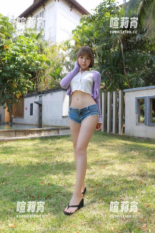 模范学院-奈美nana 模范学院 - 滑滑的丝袜,奈美nana的合集,想藏也藏不住