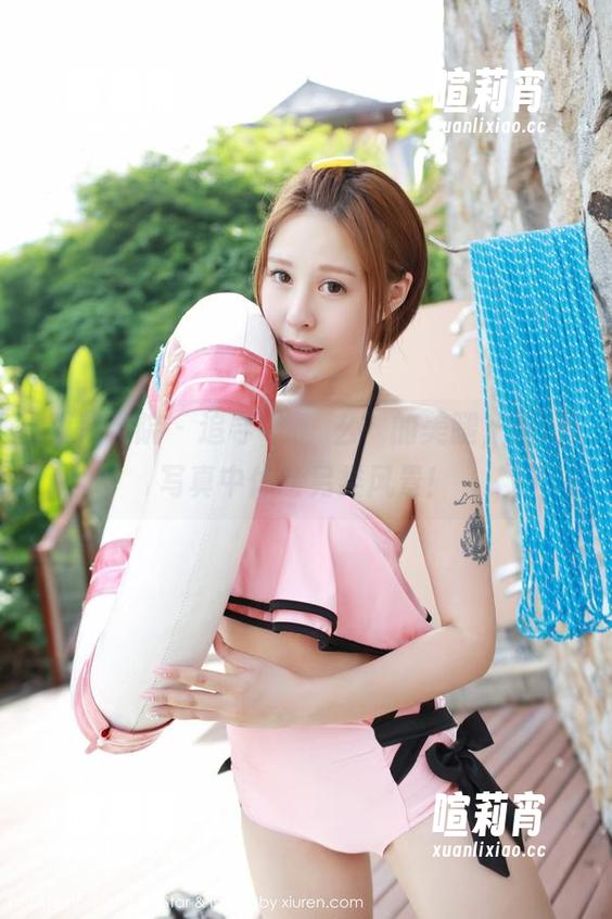 模范学院-婠婠么 模范学院 - 追寻“婠婠么”的美腿,免费写真中体验另类风景!