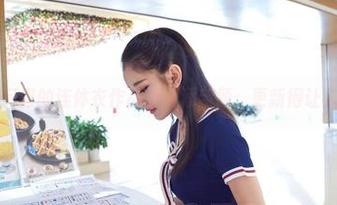 爱丝 – 何冉的连体衣作品集再添新颜，更新得让人咋舌…