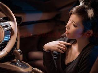 兔女郎之路，爱老师_PhD在线独创狂三风格图片探访！