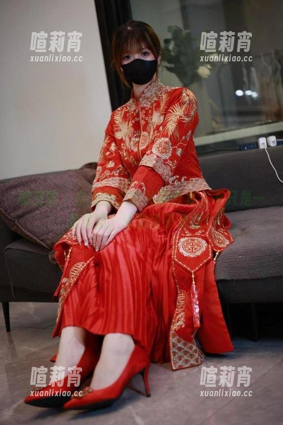白龙猫女 微密圈 - 白龙猫女的礼服合集,不只是一张美图,还是段子现场!