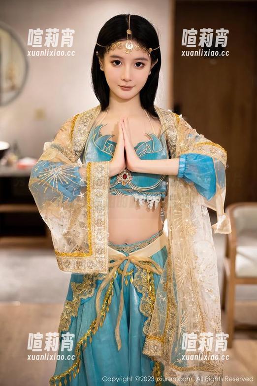 秀人网-summer宝宝 秀人网 - summer宝宝穿短裤,最新图片来了,看姐的腿多么自信!