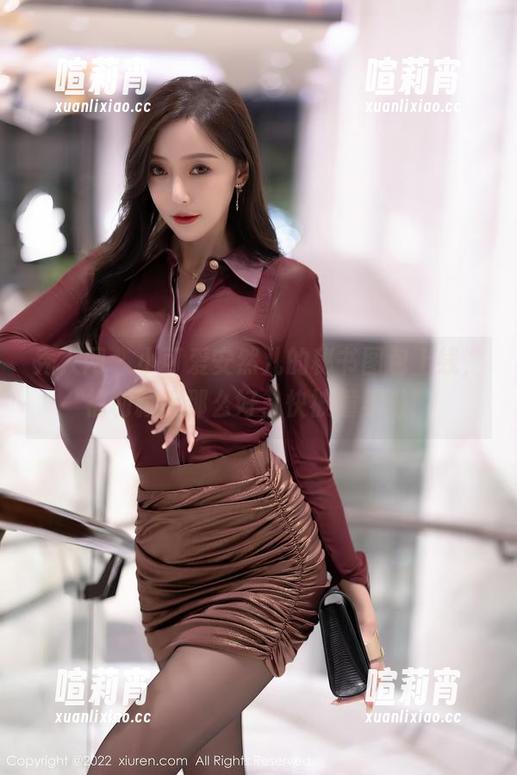 秀人网-安然儿 秀人网 - 小可爱安然儿的秘书图包上线,福利藏得那么好,快被撞见啦!