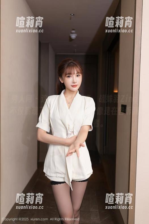 秀人网-战姝羽Zina 秀人网 - 这一系列的写真,战姝羽Zina不仅展现了女王的风采,也像是在告诉我谁才是真正的王者。