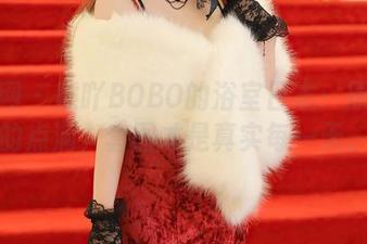 秀人网 – 熊吖BOBO的浴室日志：原图中的点滴，套图才是真实每一天。