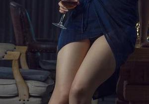说好的简约风，秋和柯基来了一波“灰丝”宝藏美图，简直让我眼前一亮。